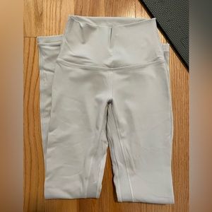 Pale purple/grey lululemon align HR leggings